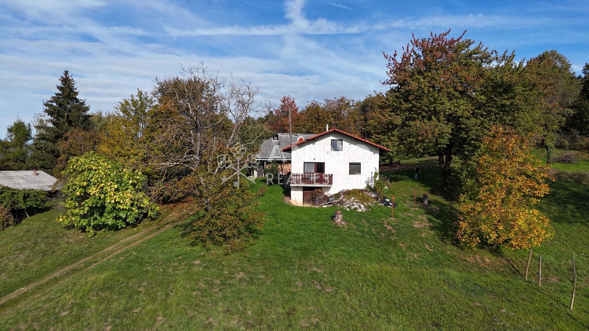 Casa u Desiniću, 50m², 1 soba