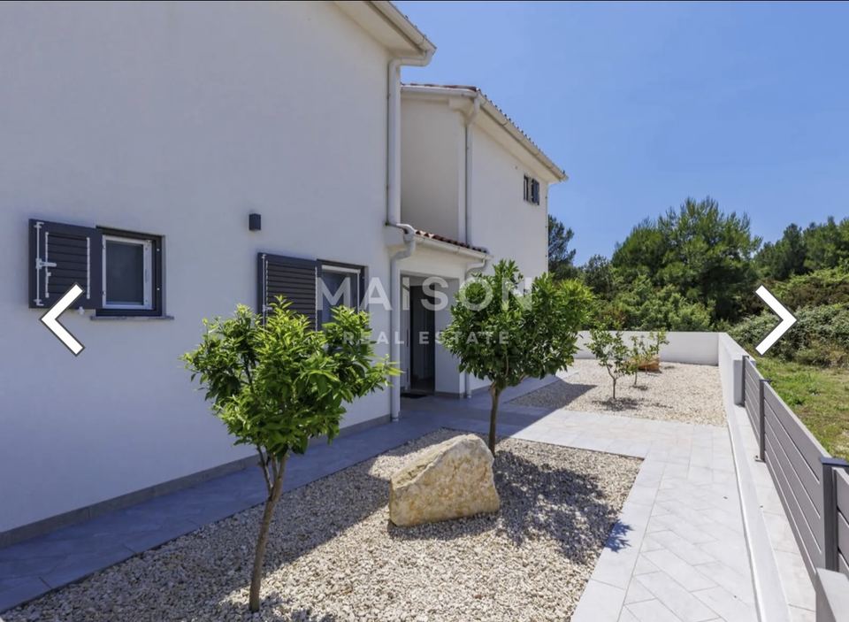 House u Ližnjanu, 100m², 2 sobe