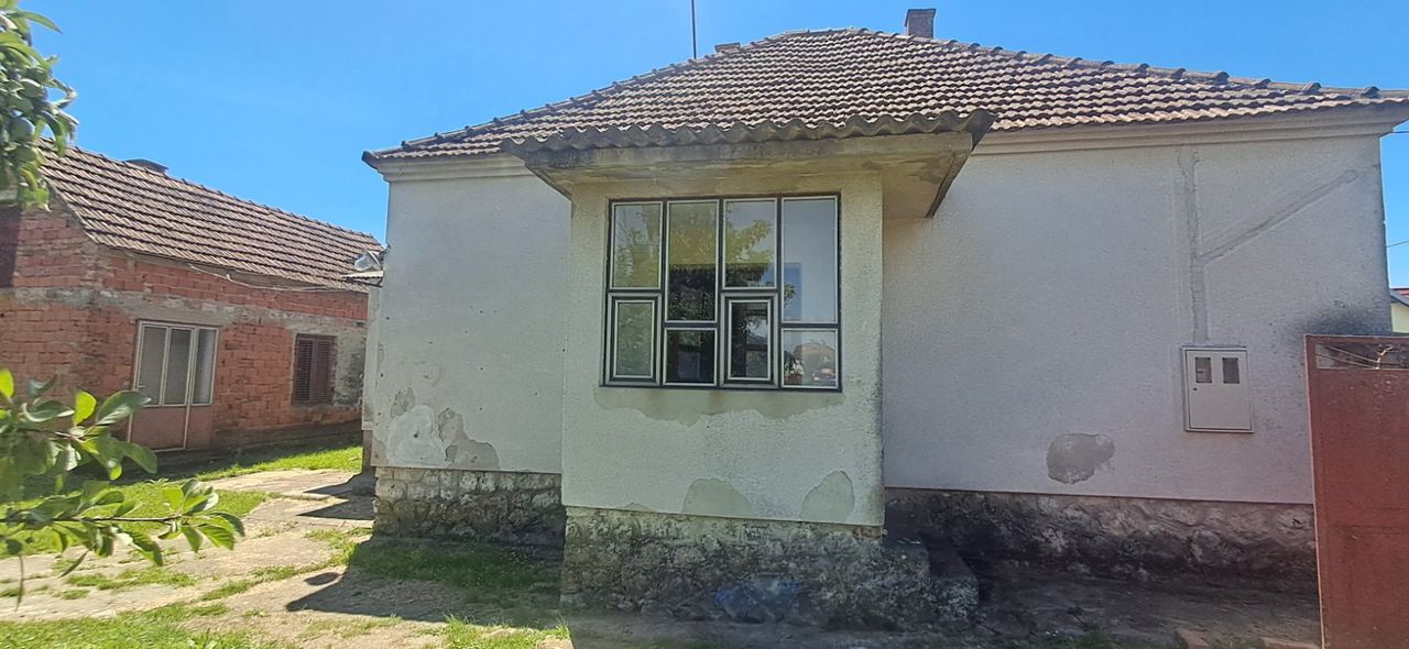 Kuća u Markušici, 1000m², 2 sobe, slika 3