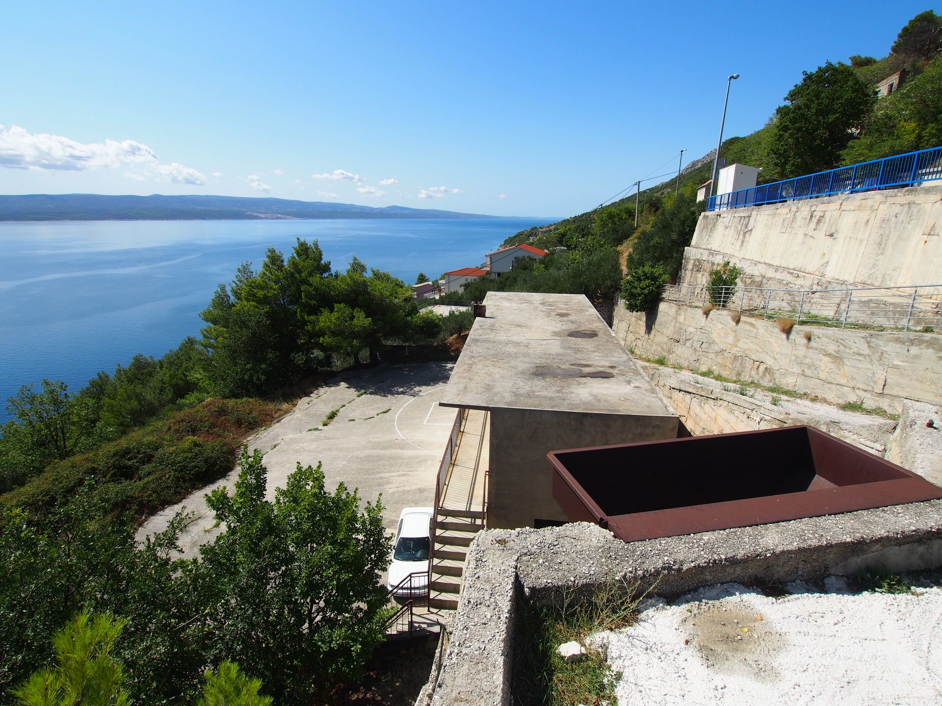 Land u Omišu, 3136m², slika 4