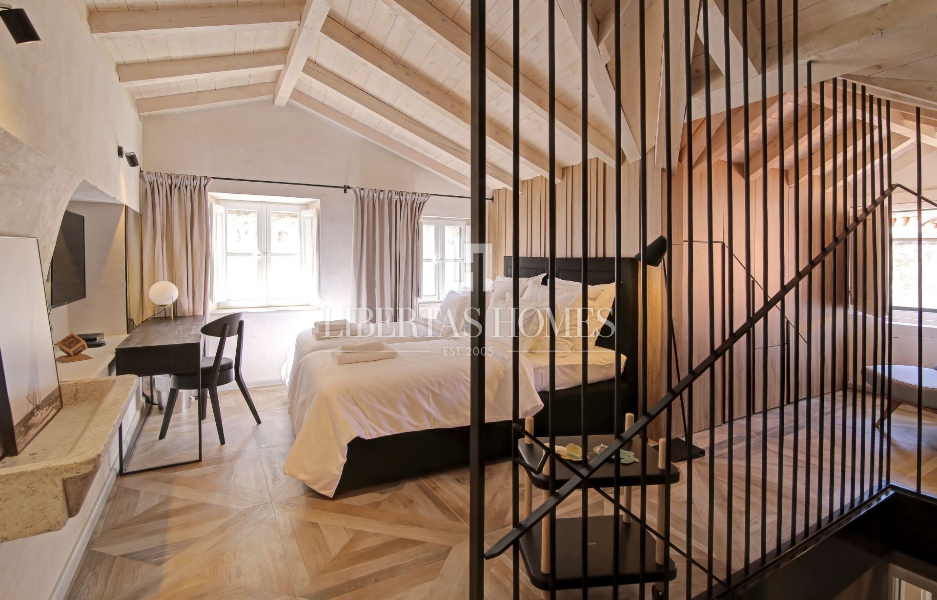 Casa u Dubrovniku, 190m², 5 soba, slika 2