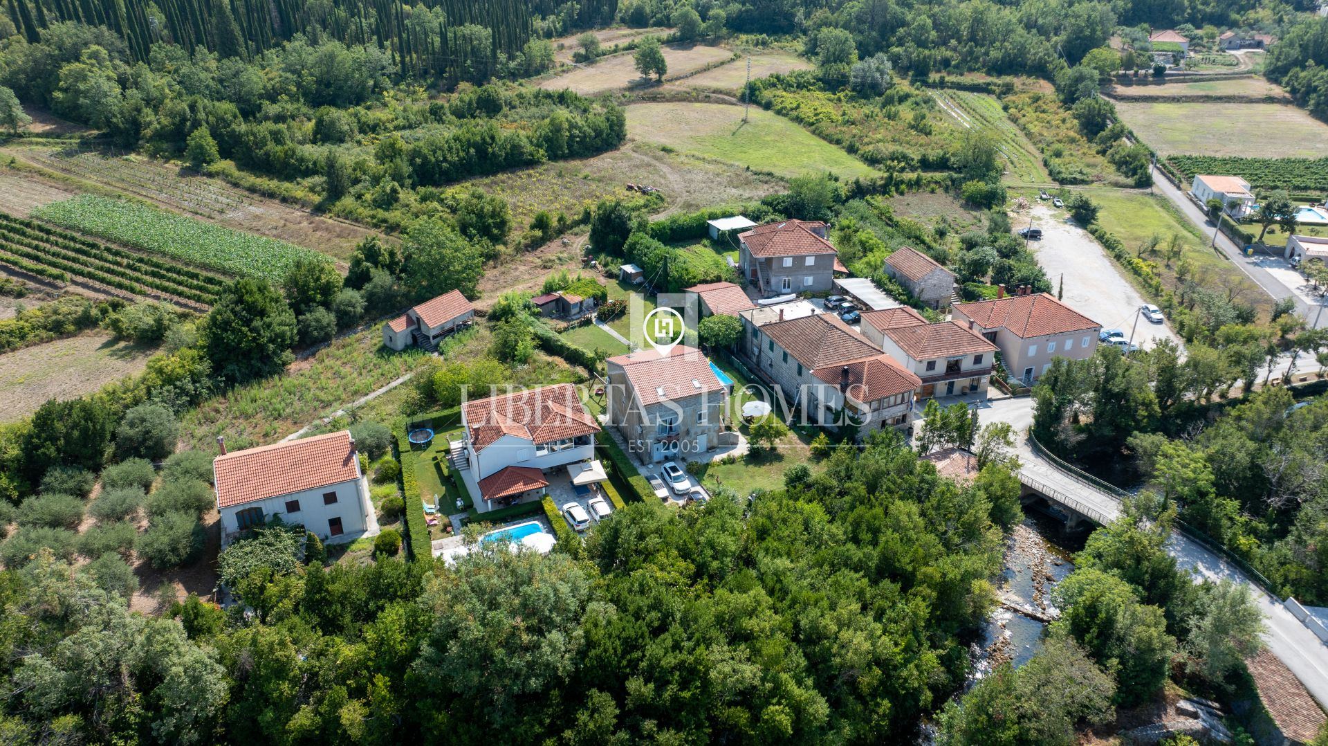 Haus u Konavlama, 270m², 4 sobe
