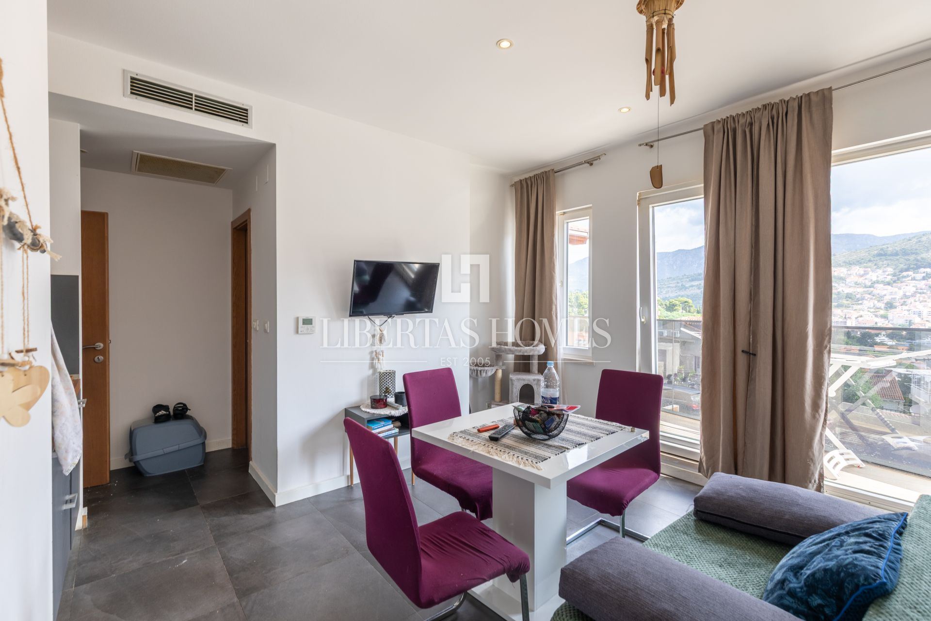 Apartment u Dubrovniku, 128m², 2 sobe, slika 2