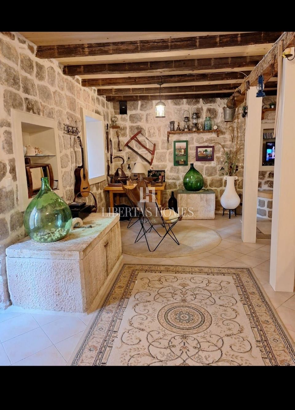 Casa u Lastovu, 200m², 3 sobe
