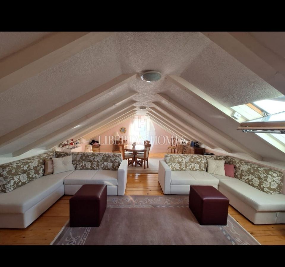 Casa u Lastovu, 200m², 3 sobe, slika 3
