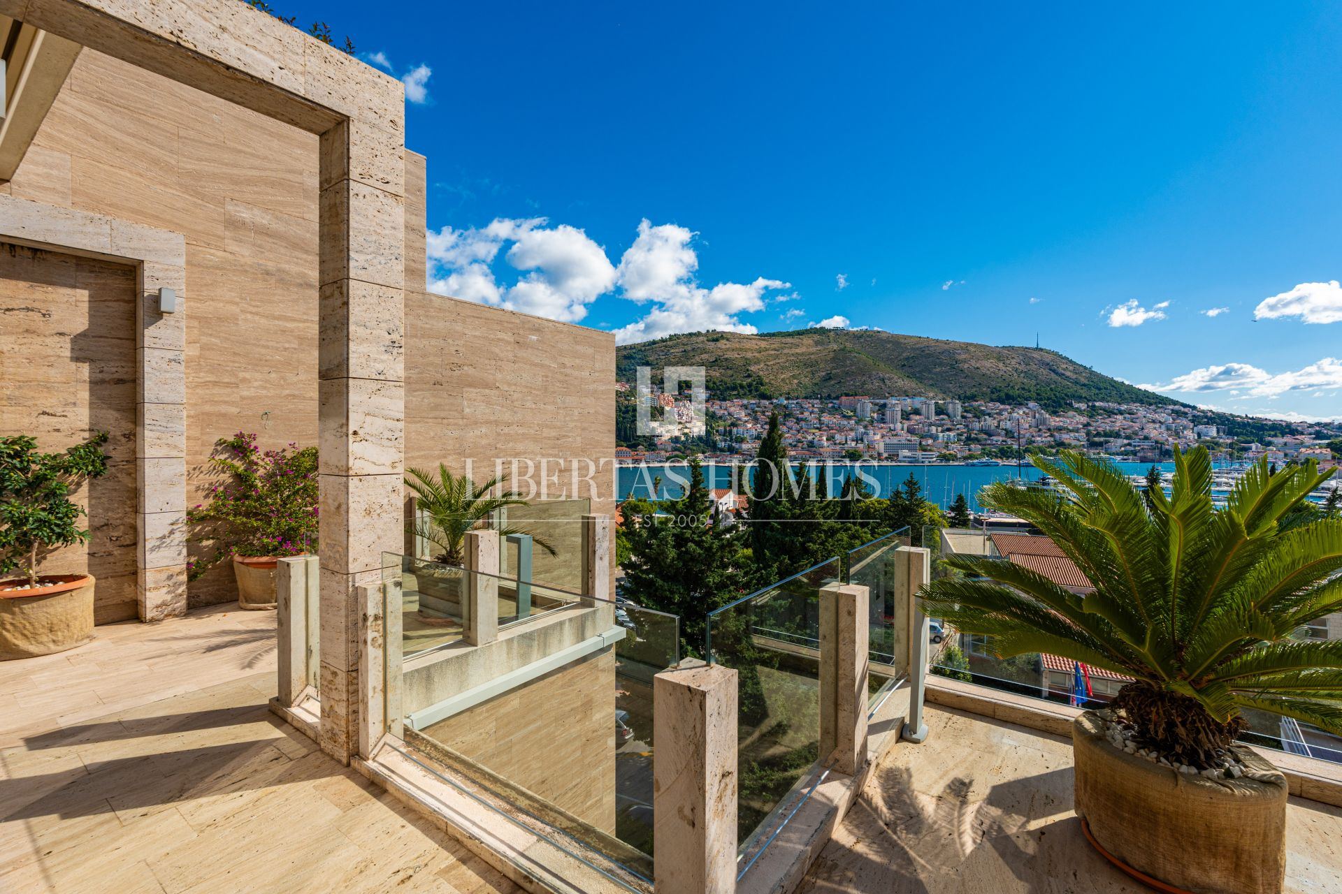 Appartamento u Dubrovniku, 268.12m², 3 sobe, slika 2
