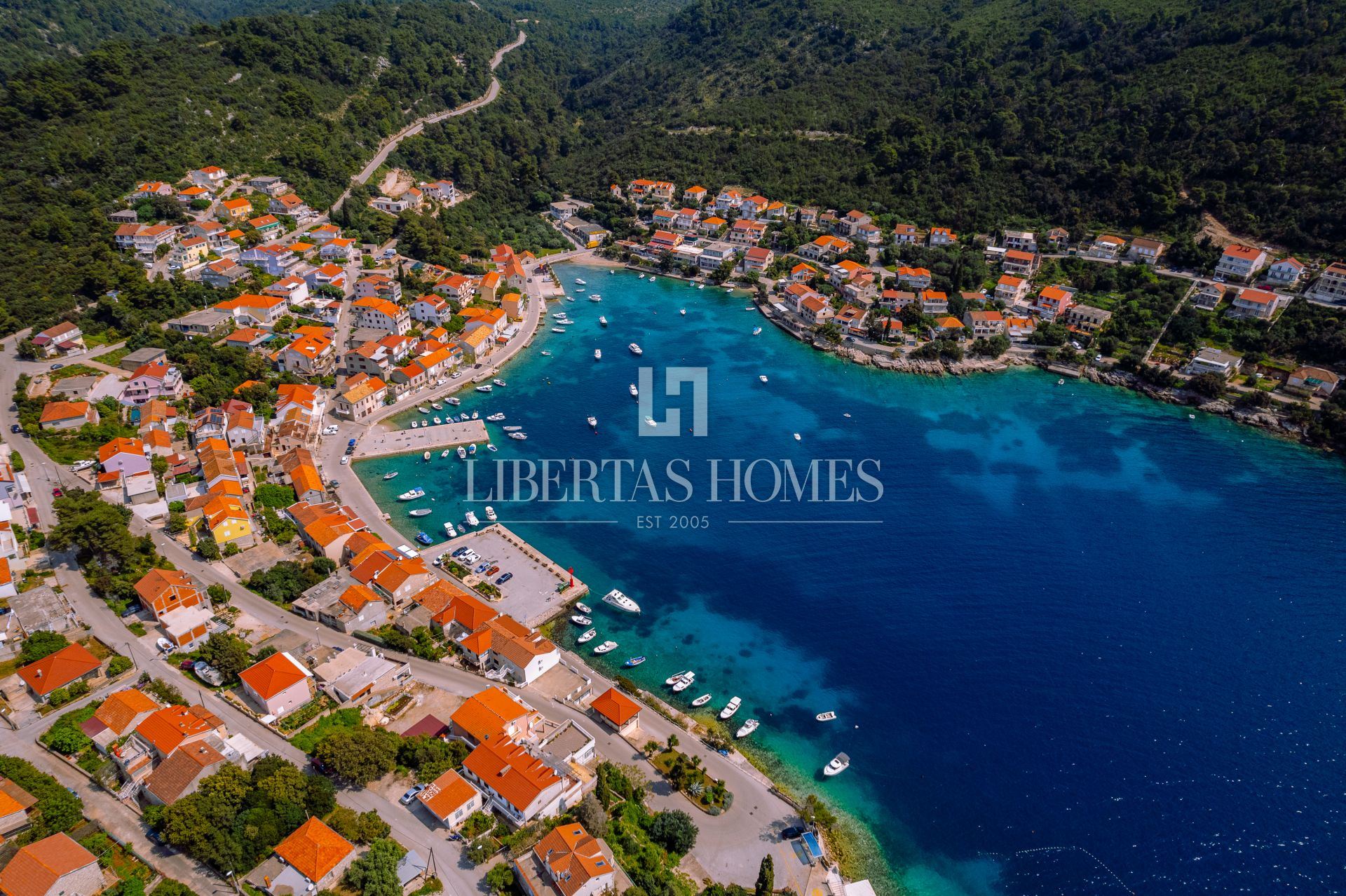 Zemljište u Smokvici, 1050m²