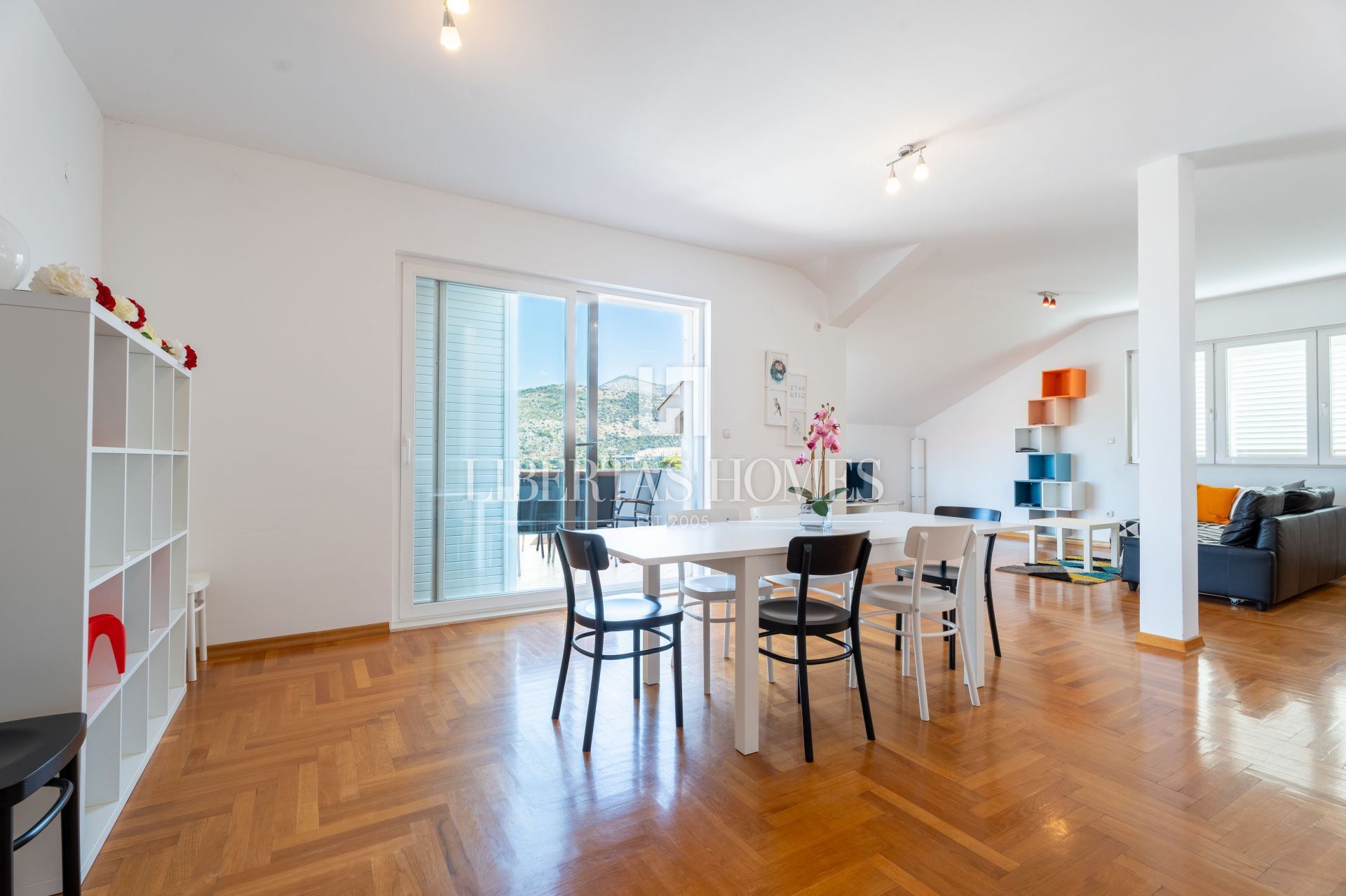 Wohnung u Dubrovniku, 137.88m², 3 sobe