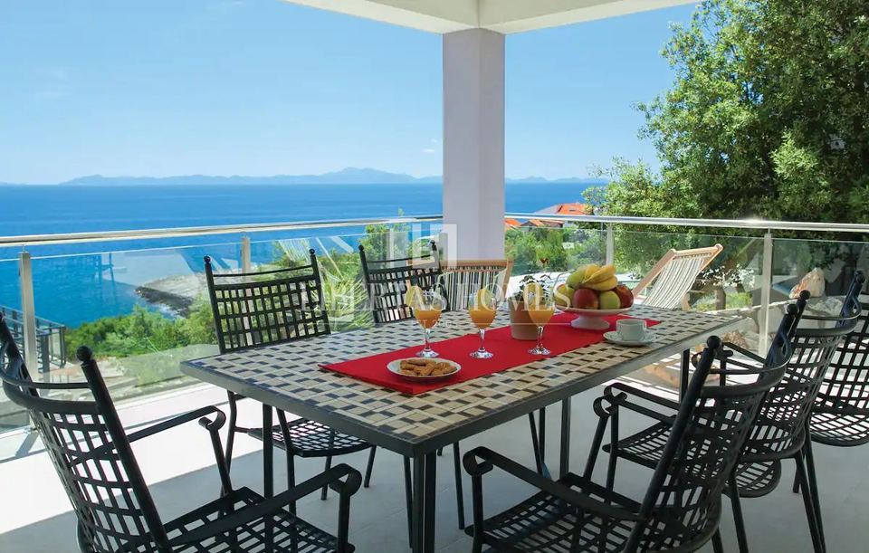 House u Korčuli, 146m², 5 soba