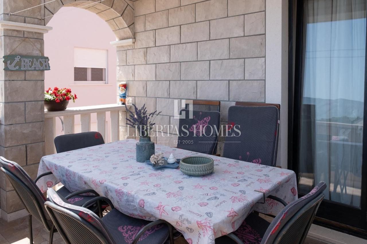 House u Korčuli, 271m², 7 soba, slika 2