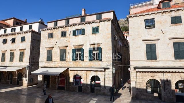 Haus u Dubrovniku, 195m², 5 soba