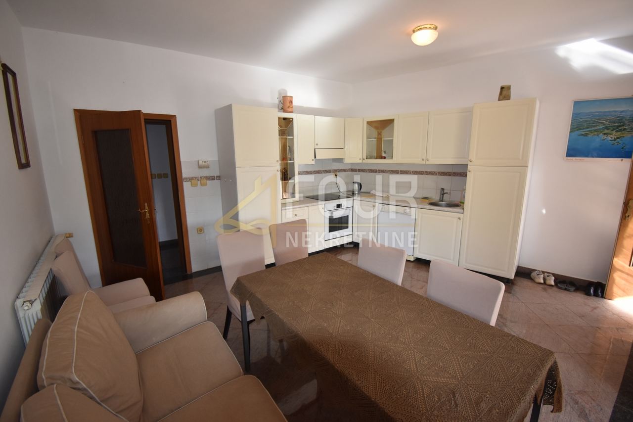 Stan u Matuljiu, 90m², 2 sobe, slika 5