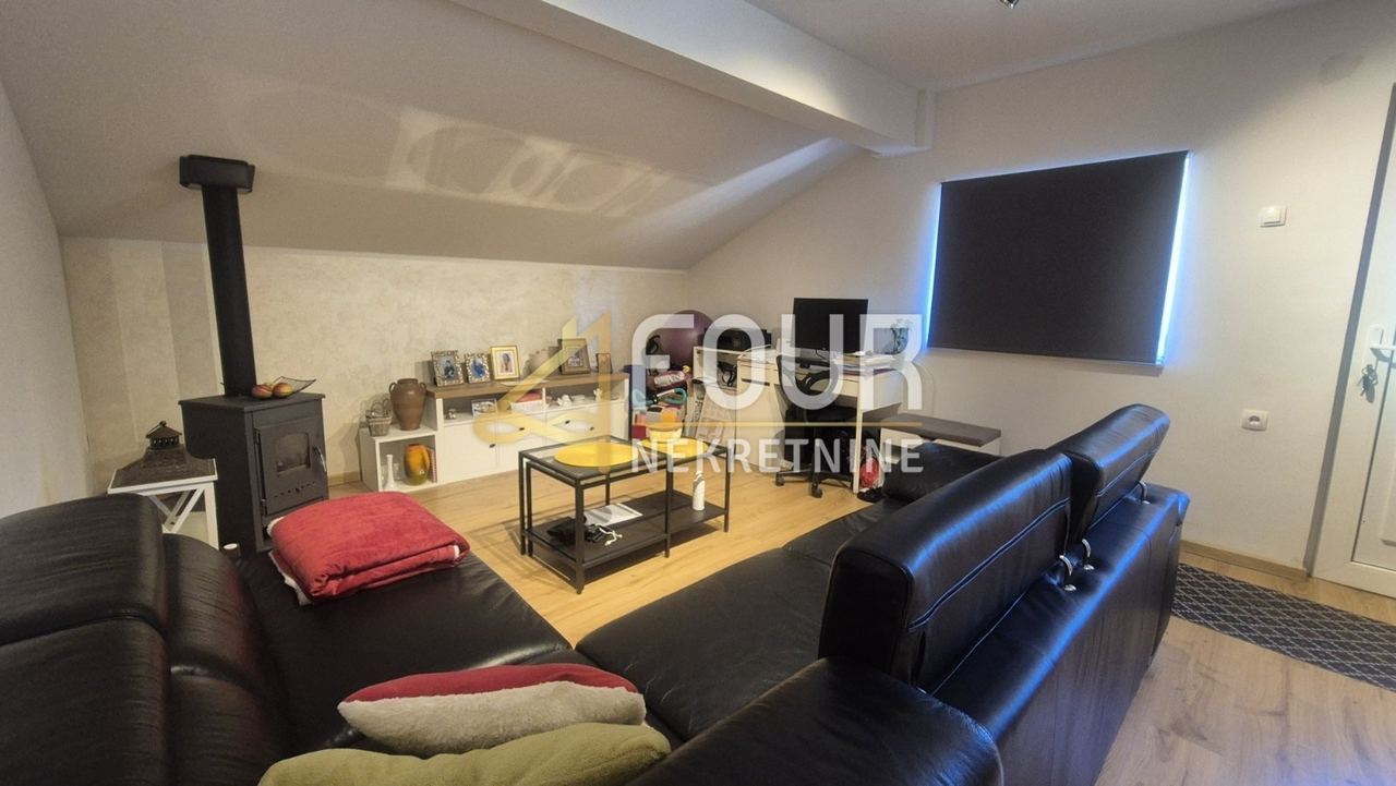 Apartment u Klani, 50m², 1 soba, slika 2