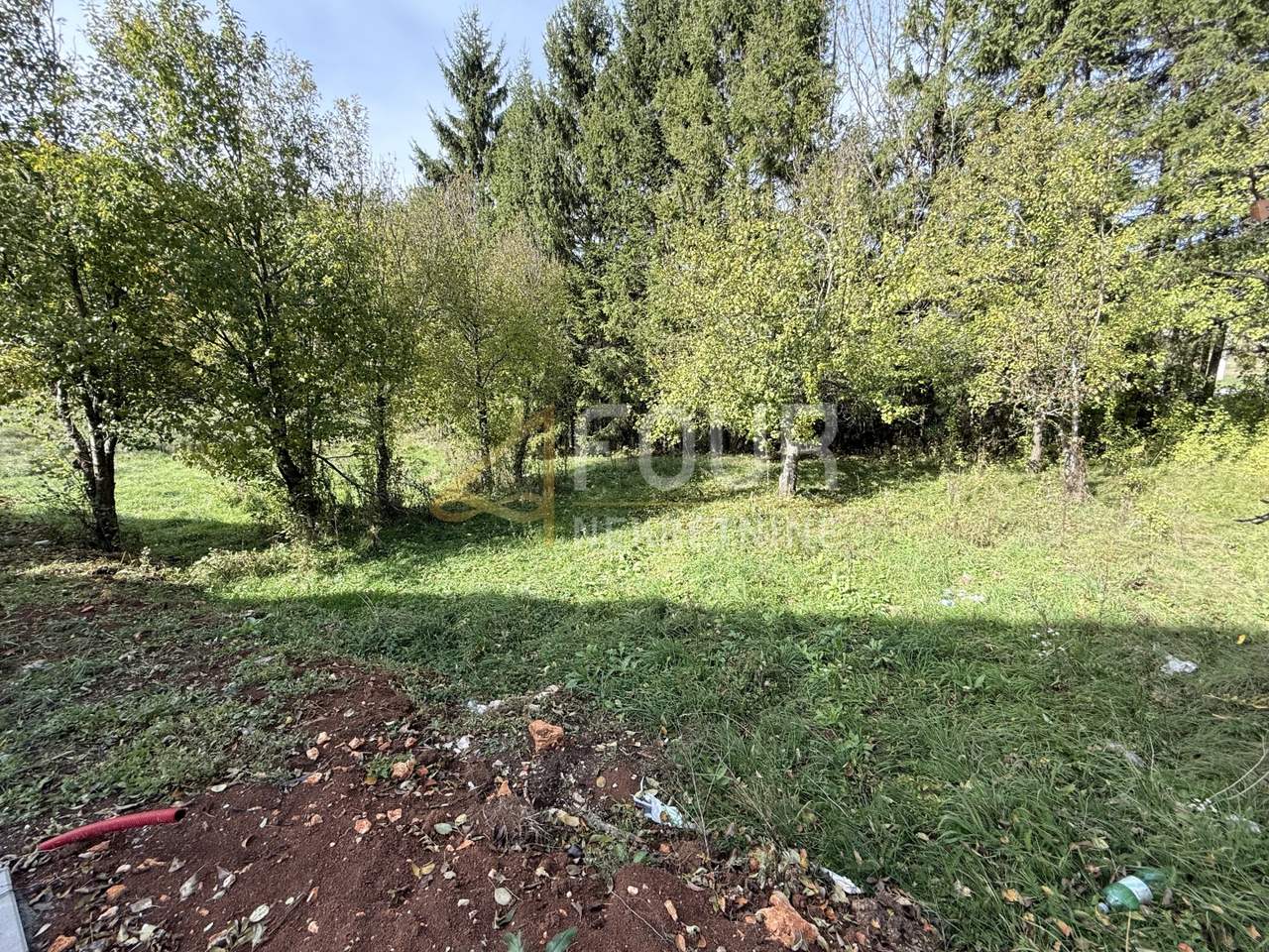 Zemljište u Mrkopalju, 885m²