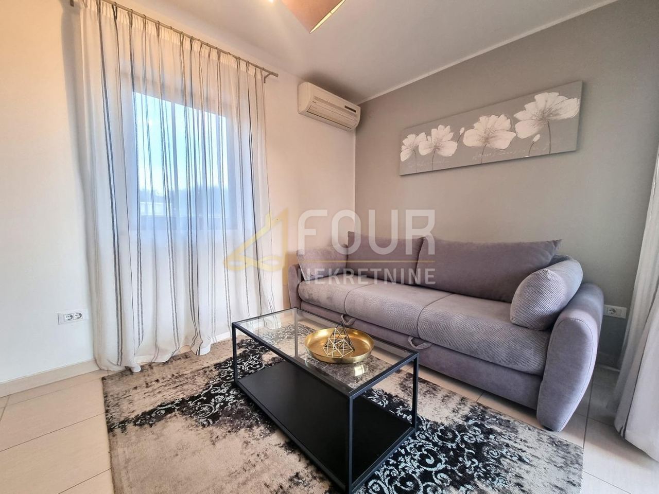 Stan u Novigradu, 42.7m², 1 soba, slika 5