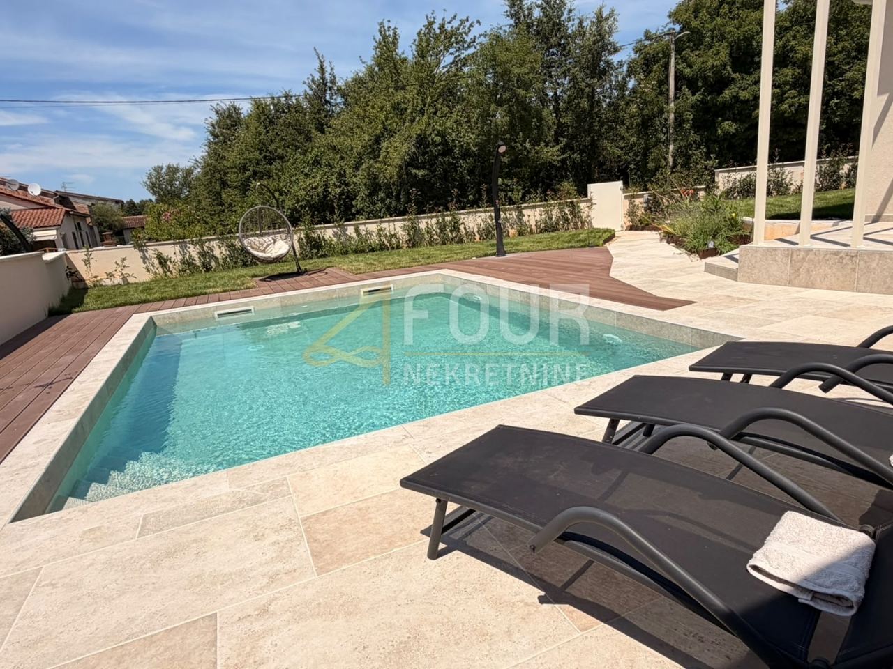 Casa u Parenzo (Poreč)u, 180m², 3 sobe, slika 2