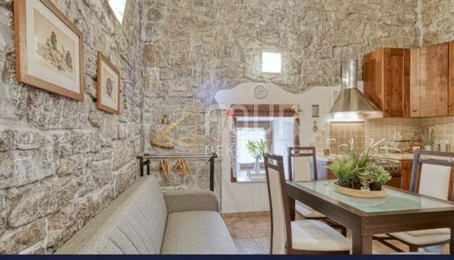 Appartamento u Matuljiu, 62m², 2 sobe
