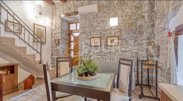 Appartamento u Matuljiu, 62m², 2 sobe, slika 2
