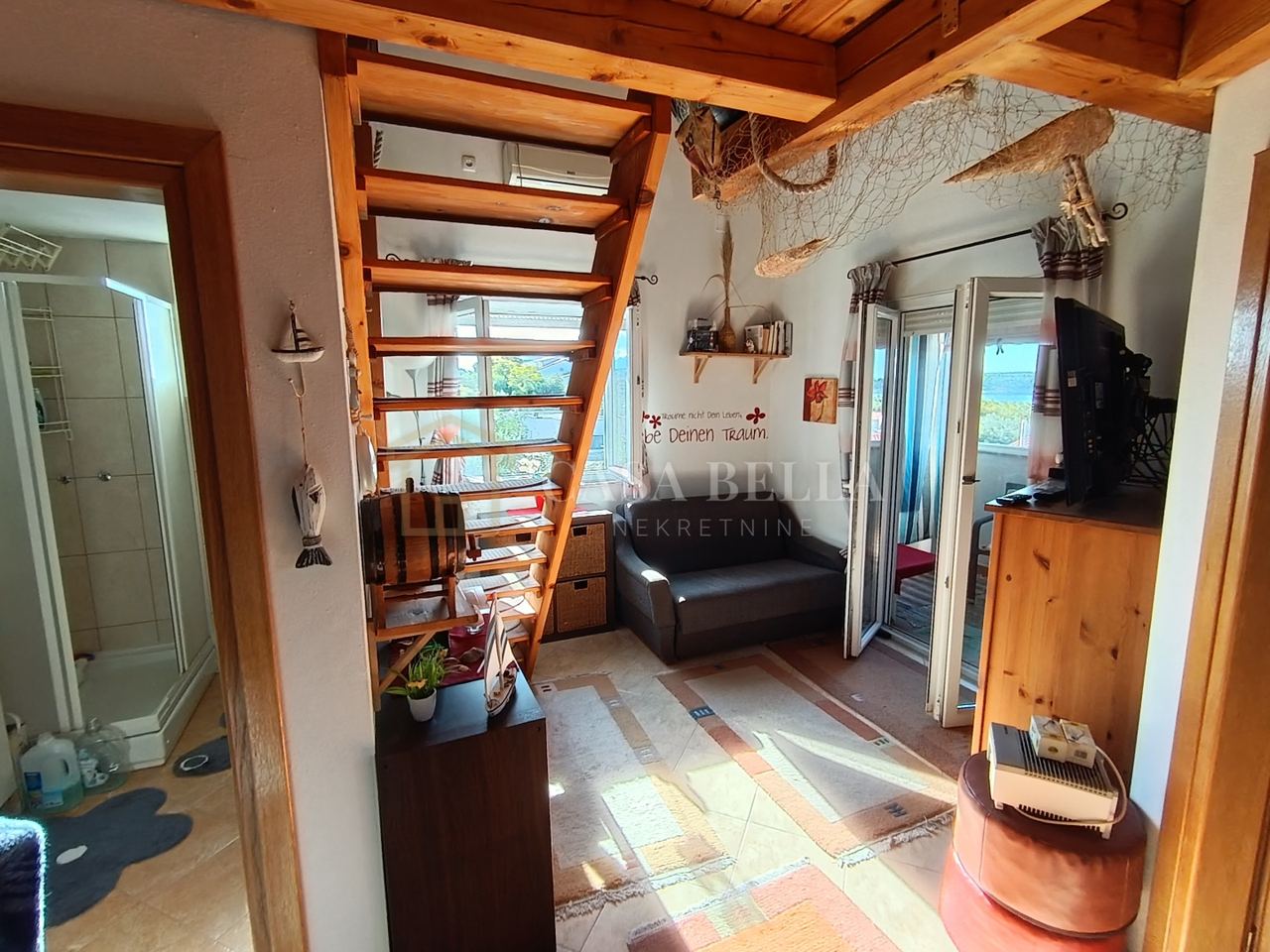 Wohnung u Rabu, 35m², 1 soba, slika 4