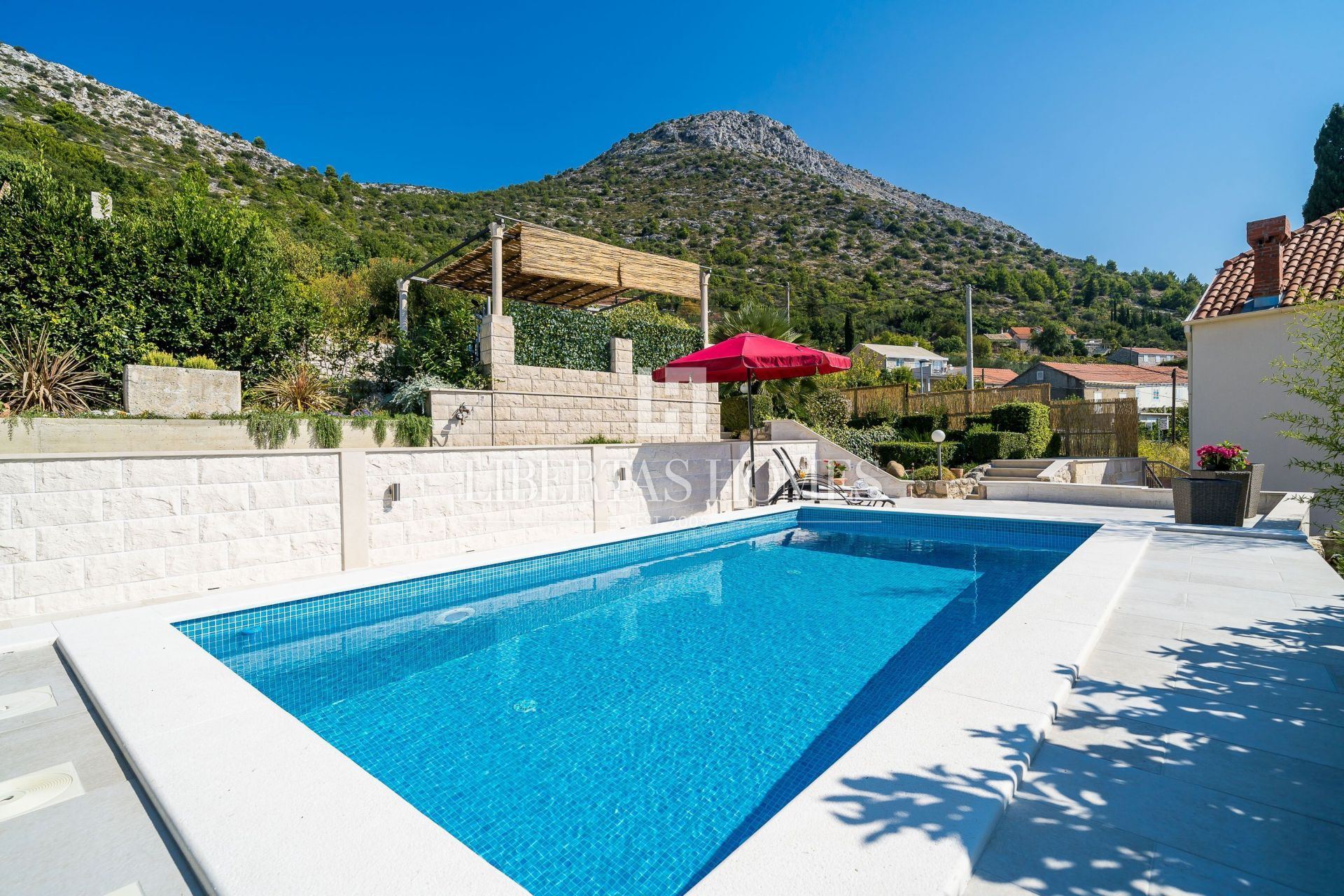 Haus u Dubrovniku, 171m², 5 soba