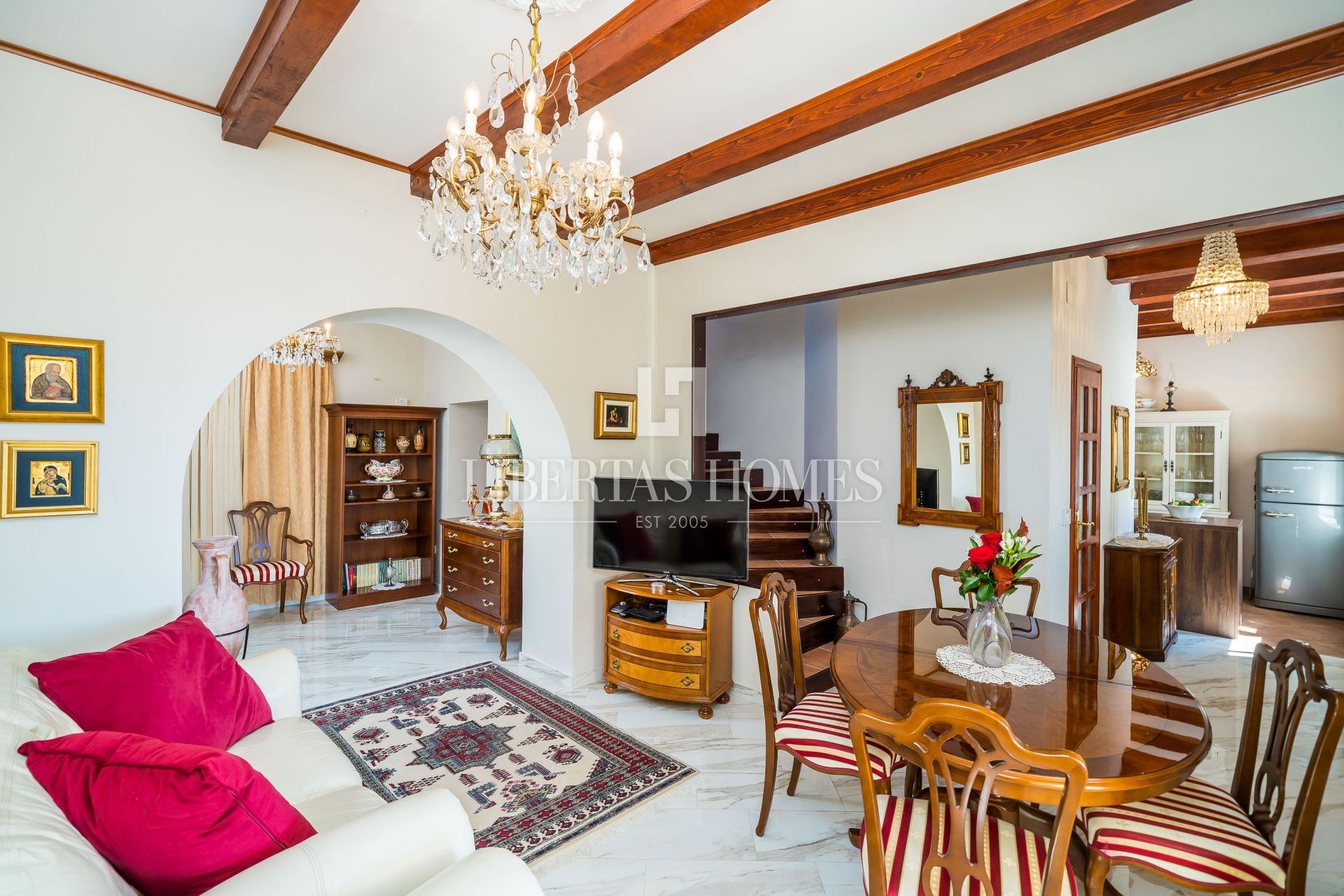 Haus u Dubrovniku, 171m², 5 soba, slika 3