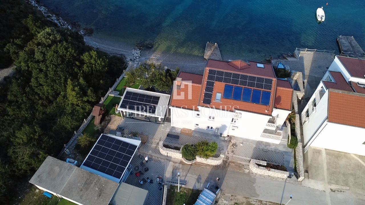 Casa u Pelješcu, 320m², 6 soba, slika 3