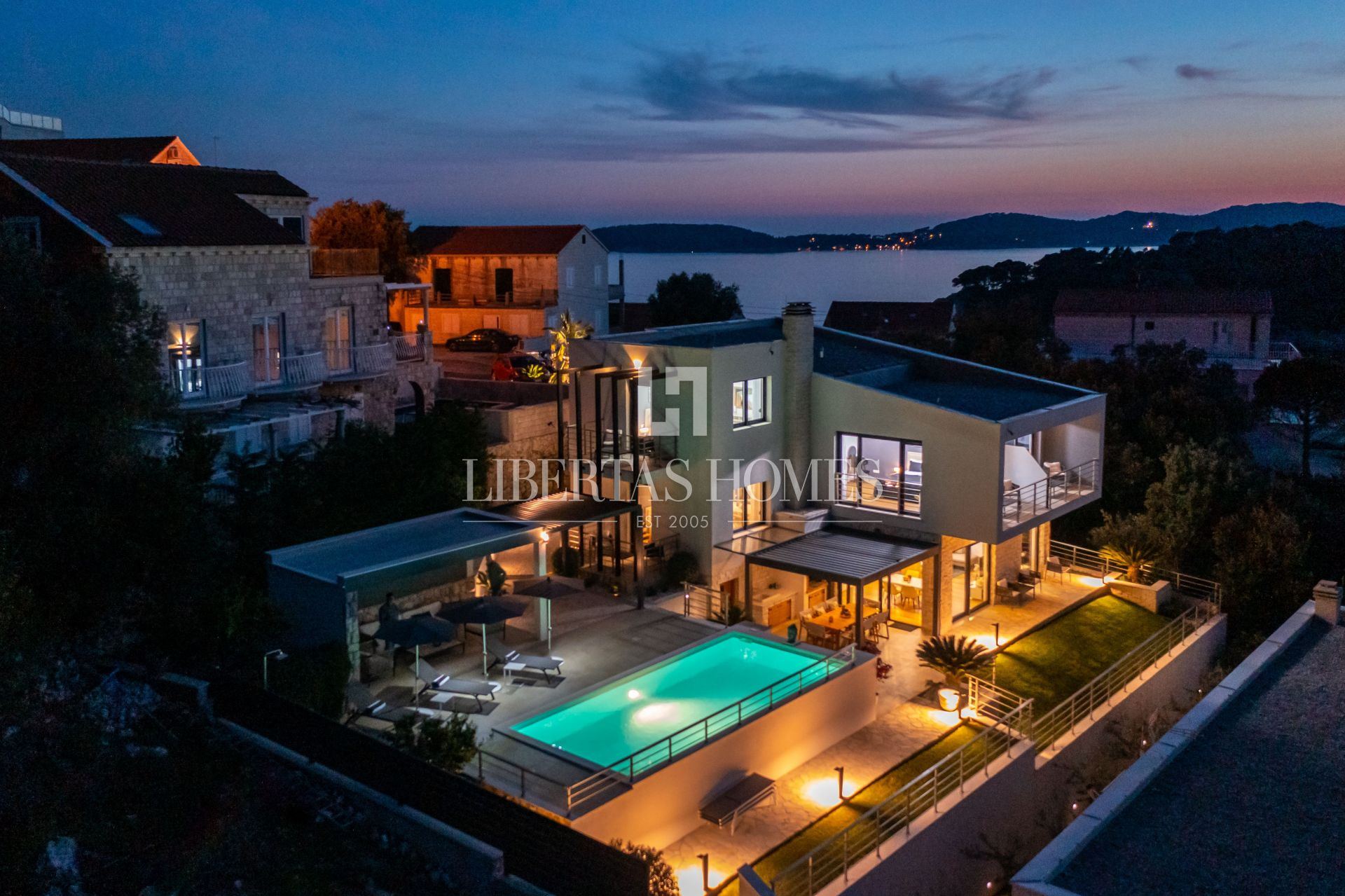 Haus u Dubrovniku, 181m², 5 soba