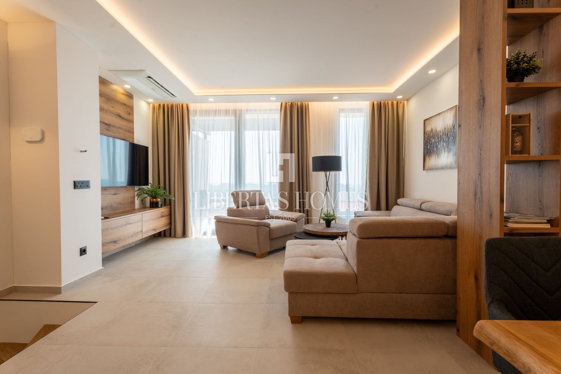 Apartment u Dubrovniku, 150m², 3 sobe, slika 3