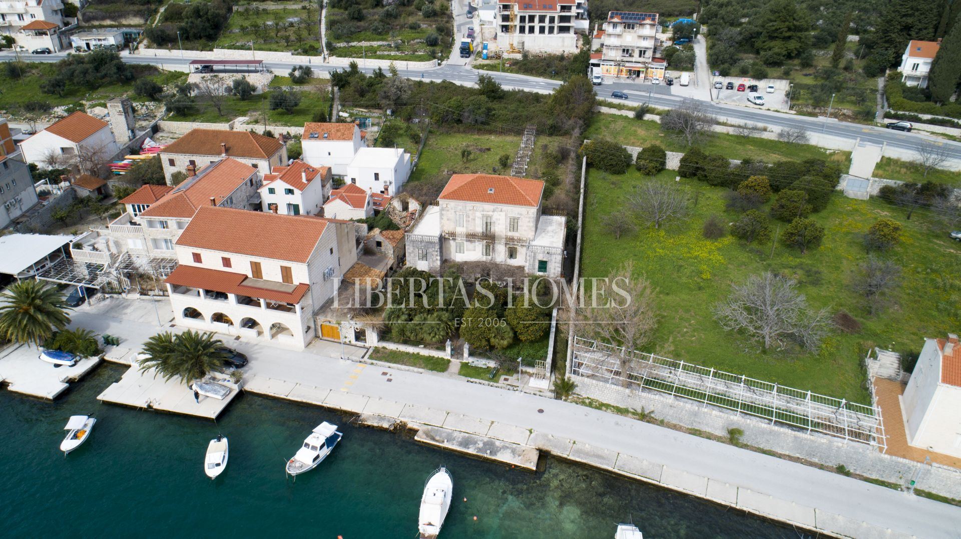 Land u Dubrovniku, 1551m²