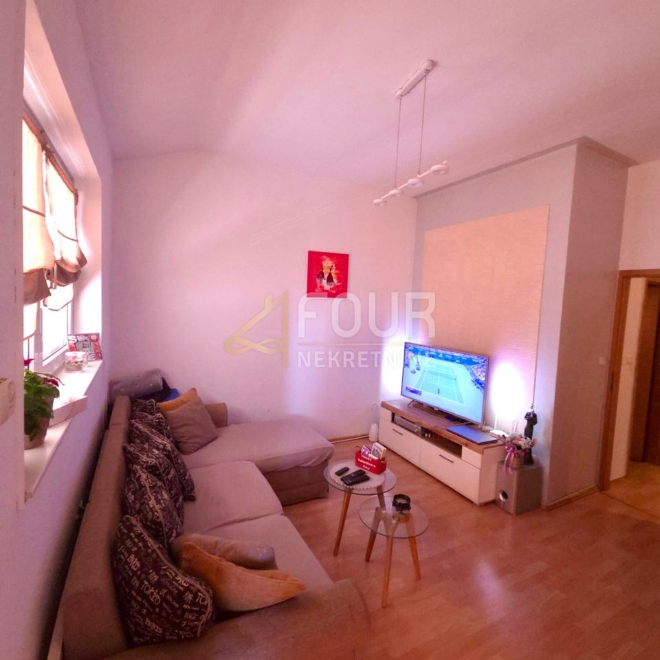 Apartment u Puli, 59.02m², 2 sobe, slika 2