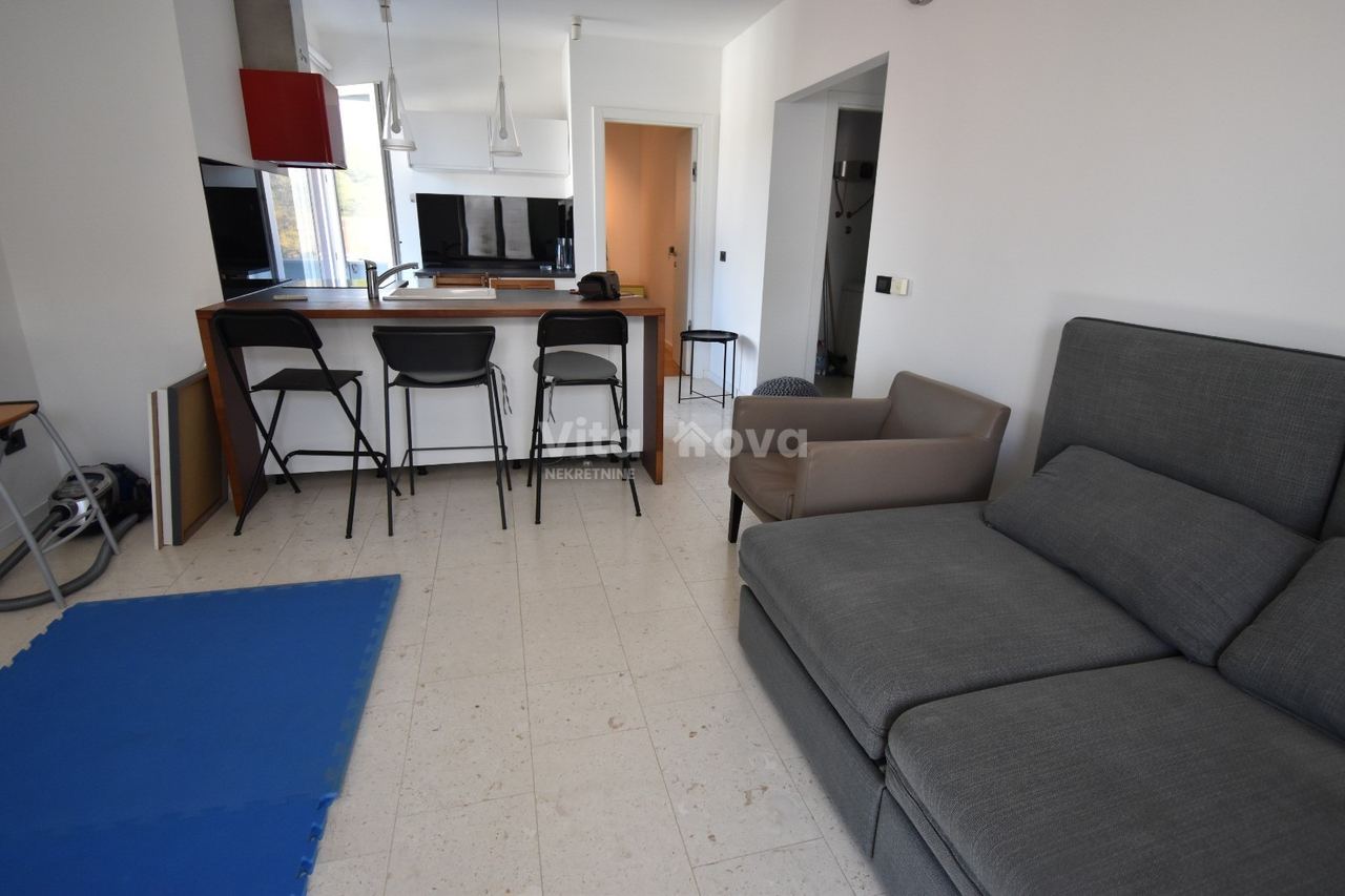Commercial Space u Zadru, 50m²