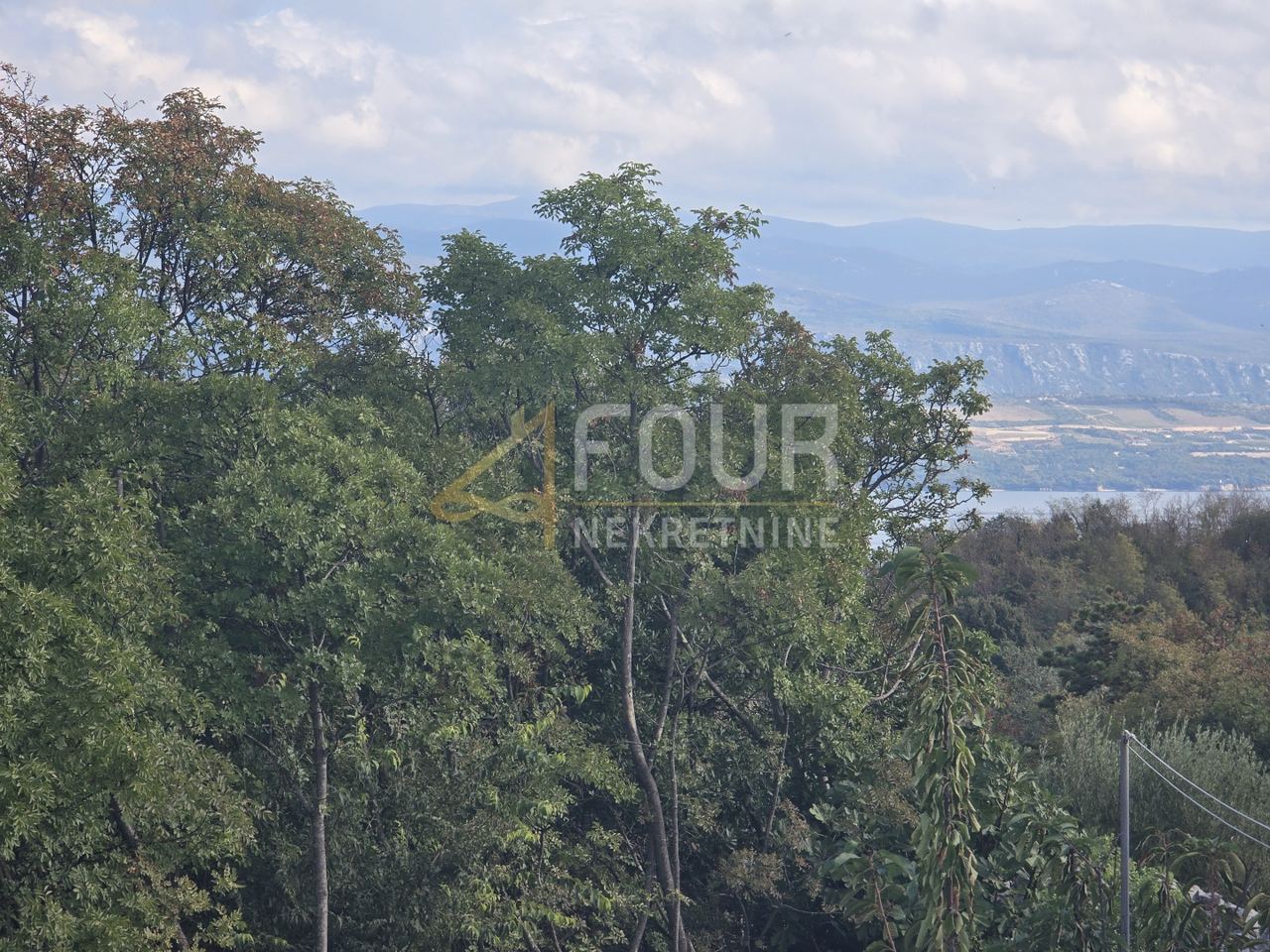 Zemljište u Vrbniku, 449m², slika 4