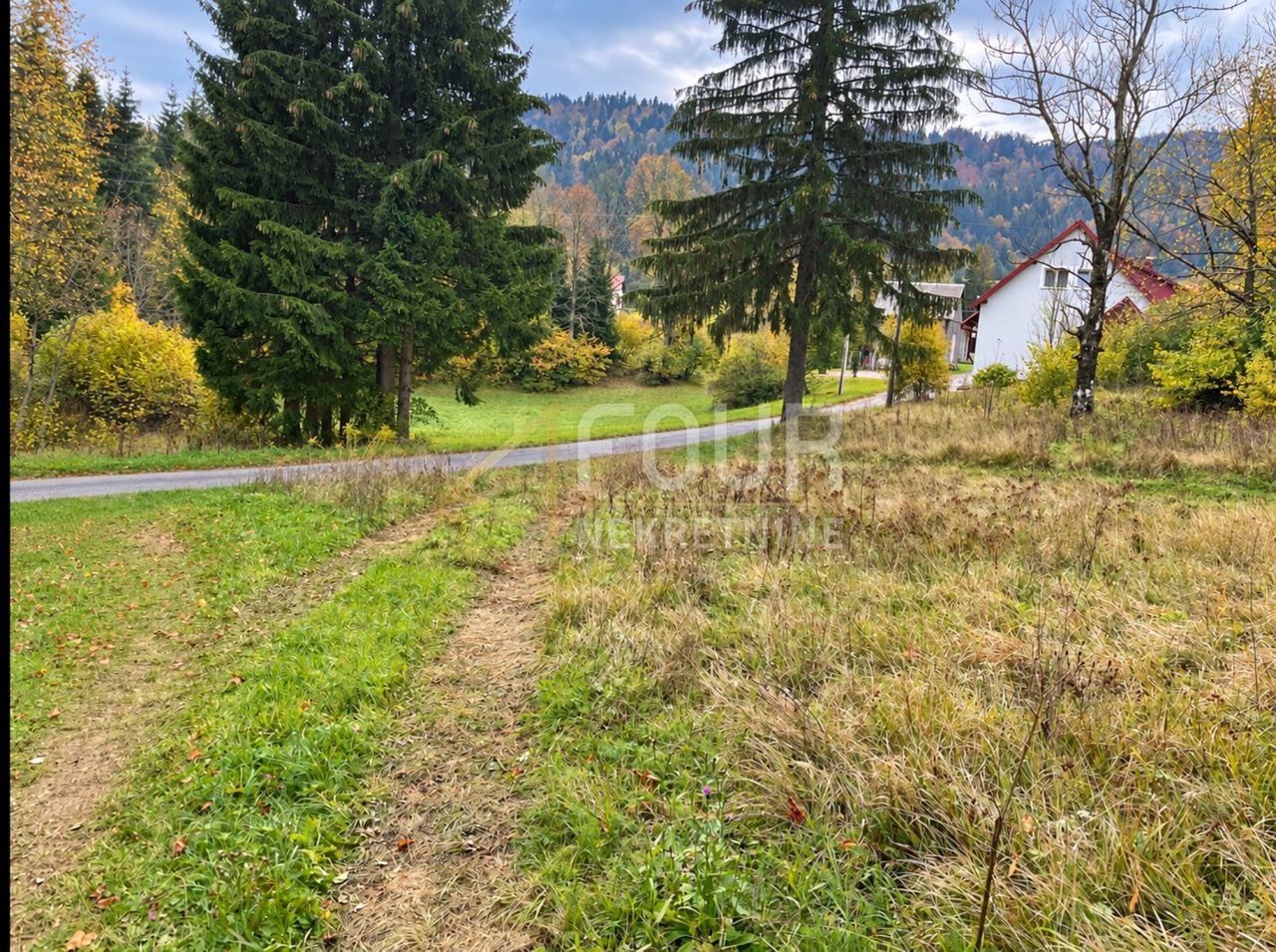 Terreno u Ravna Gori, 861m², slika 2