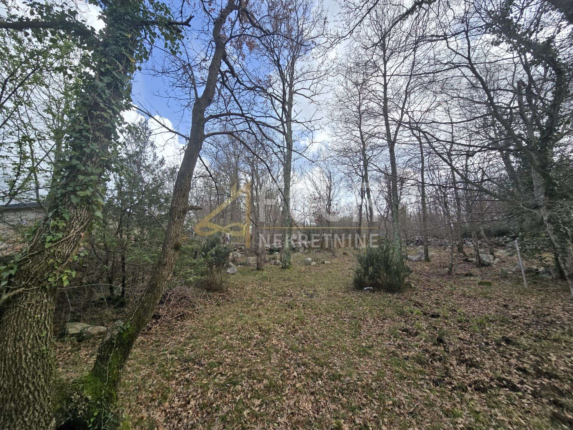 Land u Vrbniku, 846m², slika 2