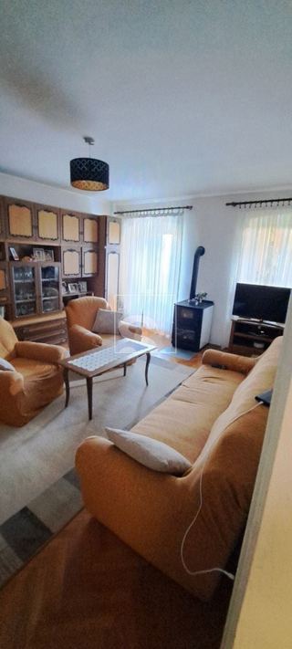 Haus u Vodnjanu, 300m², slika 2