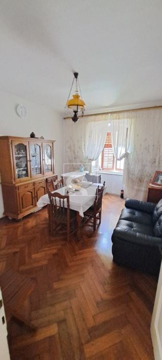 Haus u Vodnjanu, 300m², slika 3