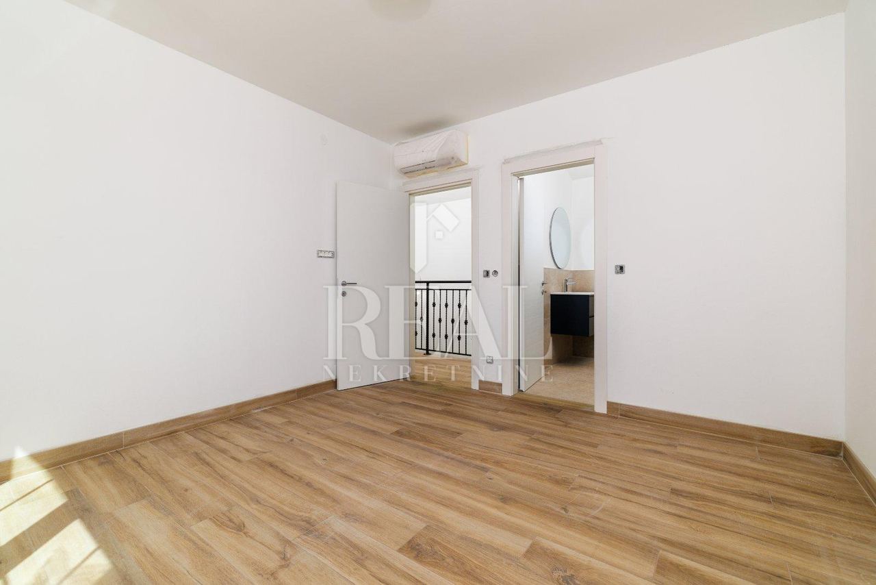 Haus u Crikvenici, 133m², 4 sobe, slika 5