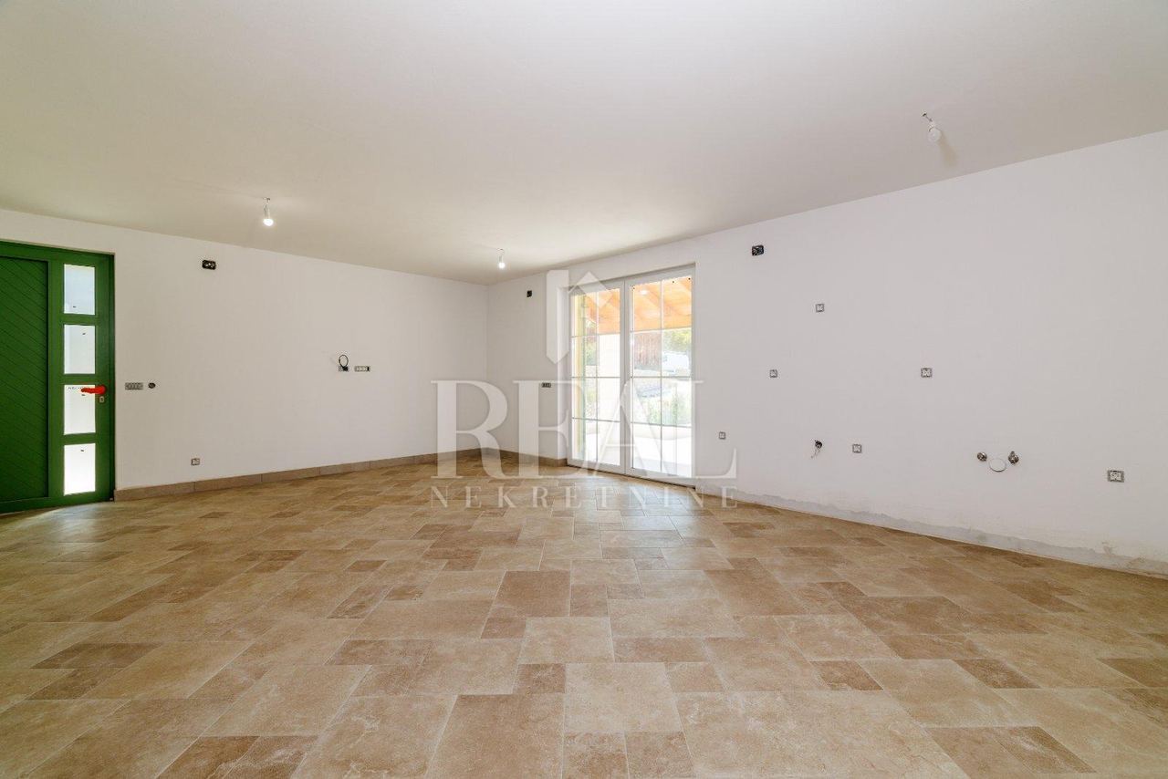 House u Crikvenici, 178m², 4 sobe, slika 5