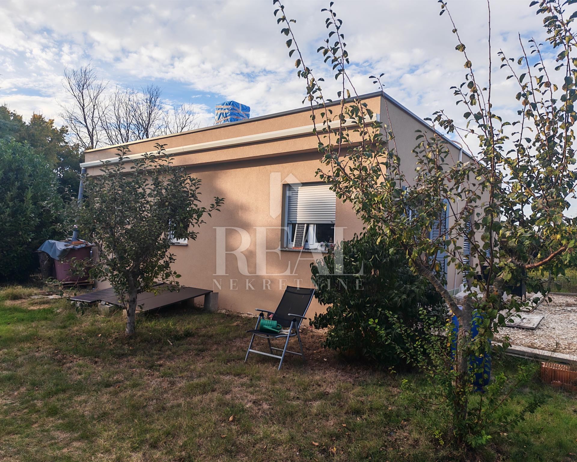 Haus u Fažani, 89m², 2 sobe, slika 2