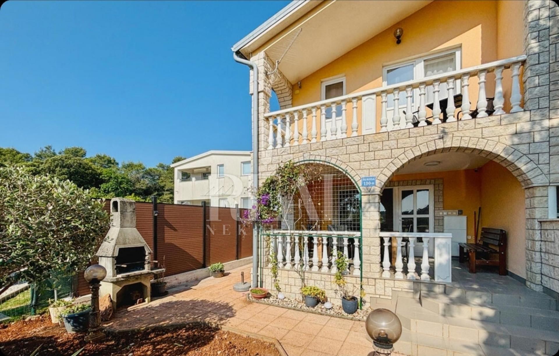 House u Puli, 90m², 3 sobe, slika 2