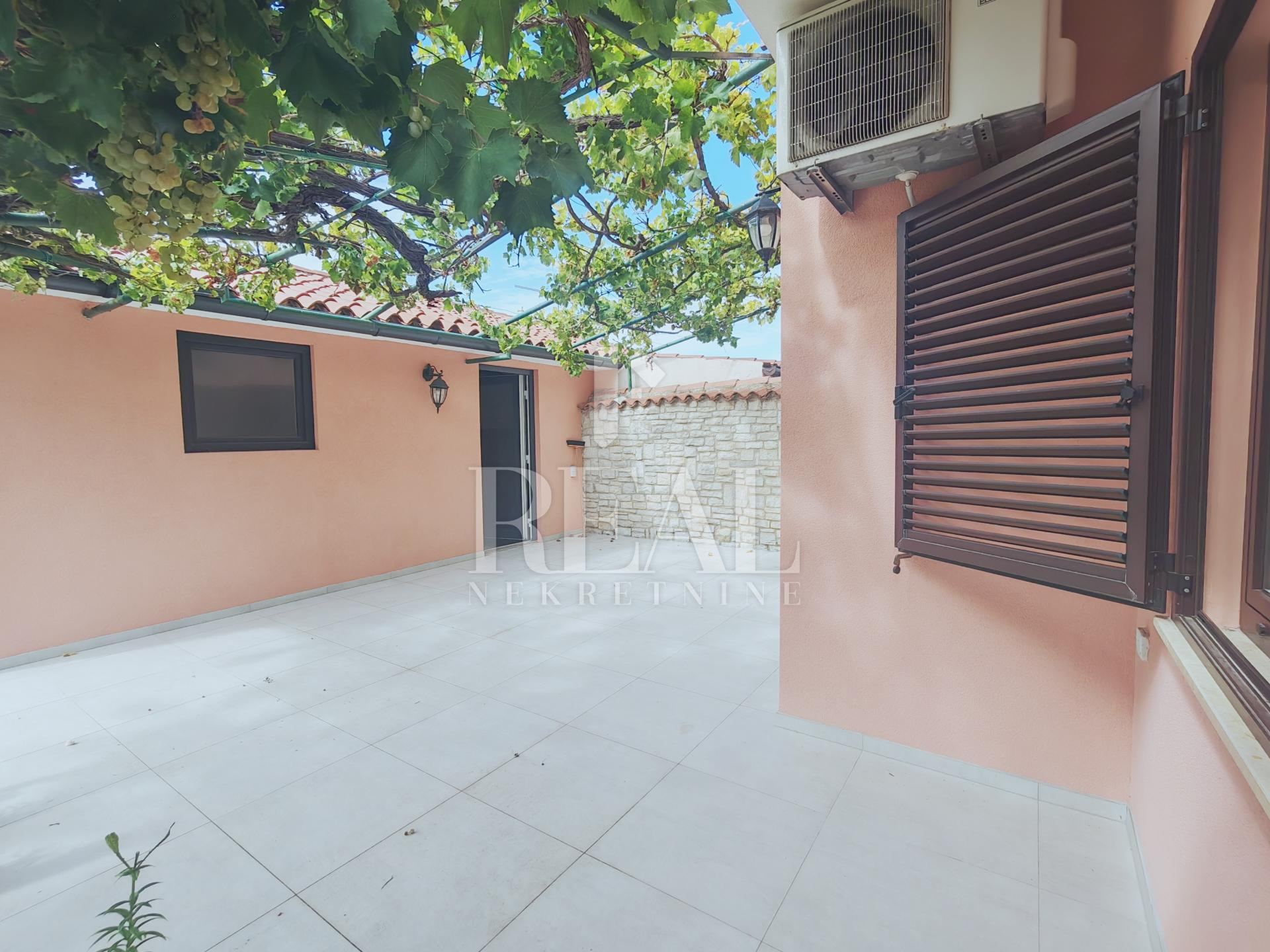 Casa u Fažani, 160m², 5 soba, slika 5