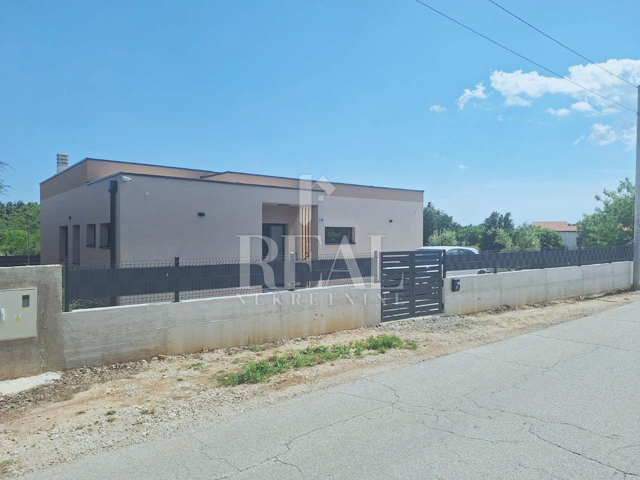 Casa u Svetvinčenatu, 106m², 2 sobe