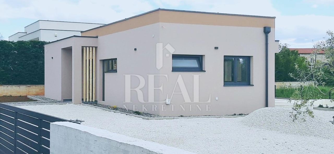 Casa u Svetvinčenatu, 106m², 2 sobe, slika 2