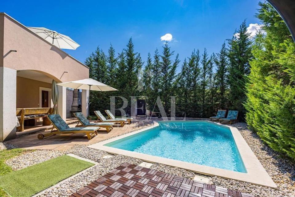 Haus u Svetvinčenatu, 103m², 3 sobe, slika 5