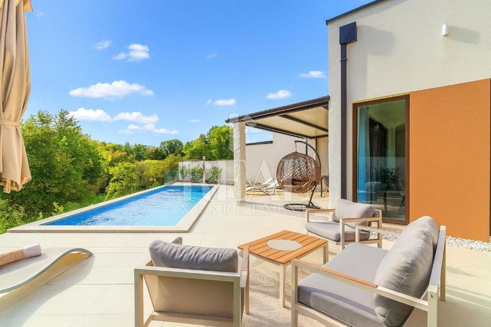 Casa u Svetvinčenatu, 144m², 3 sobe