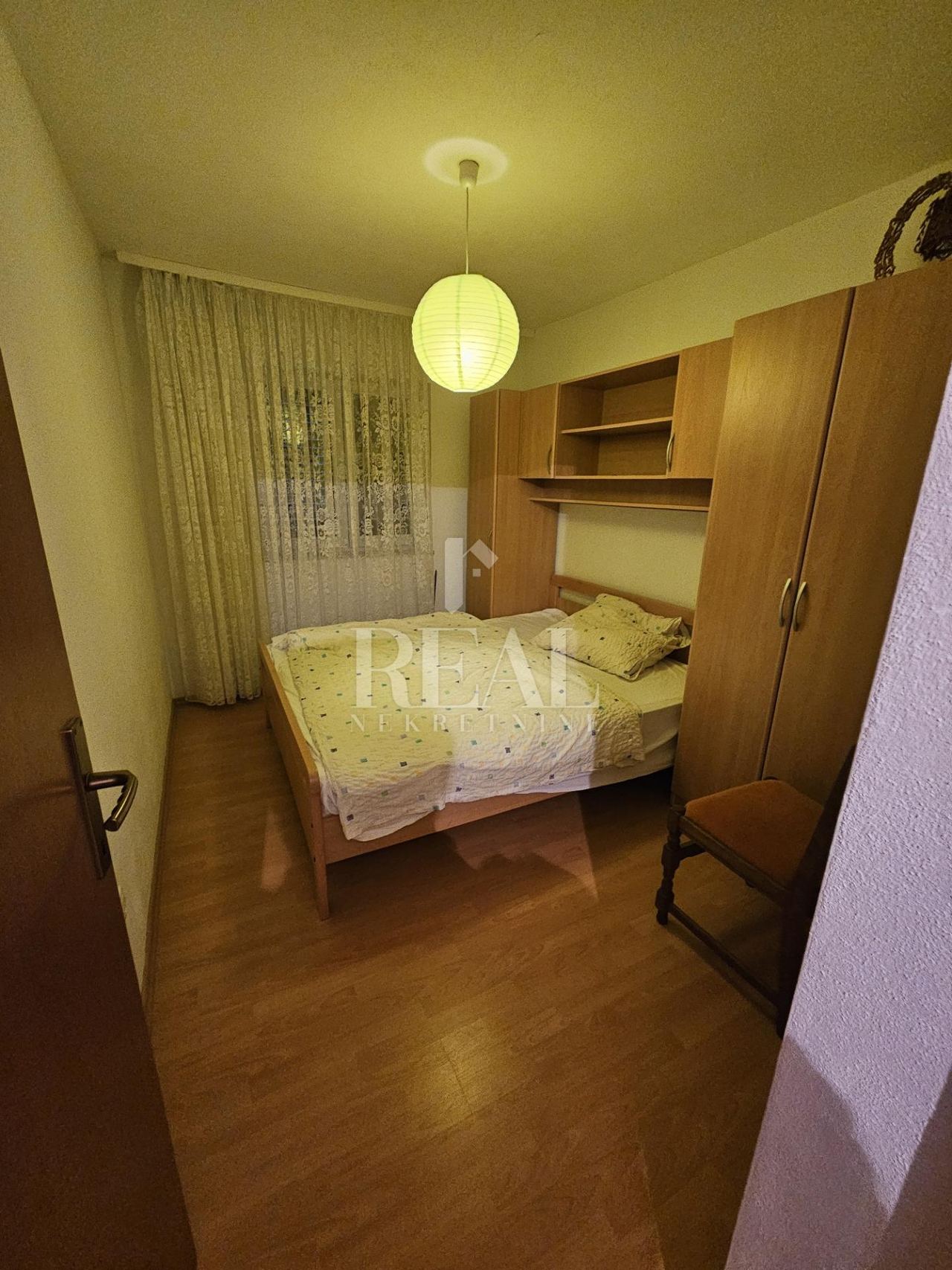 Haus u Segetu, 540m², 13 soba, slika 3