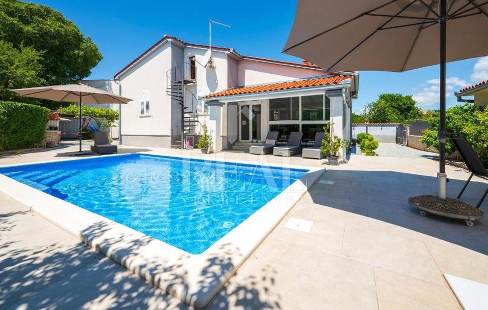 Casa u Vodnjanu, 153m², 3 sobe