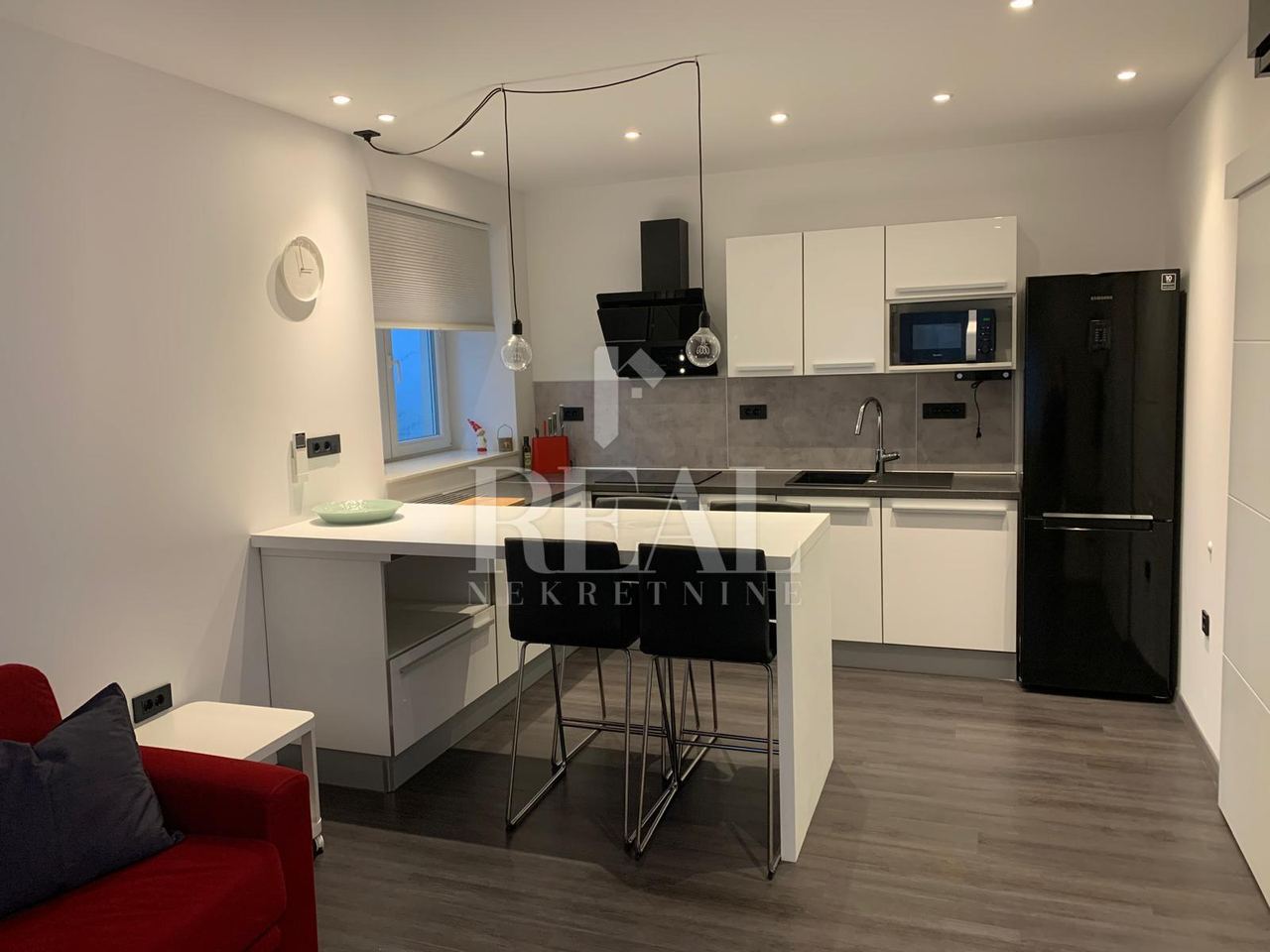 Appartamento u Rijeci, 83.26m², 2 sobe