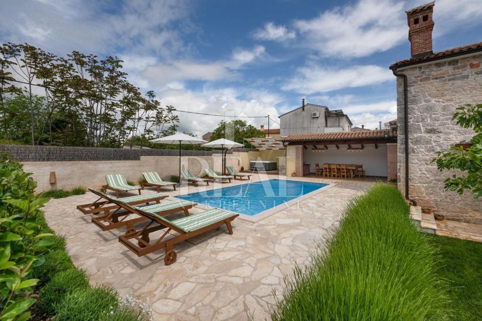 Kuća u Marčani, 149m², 4 sobe, slika 2