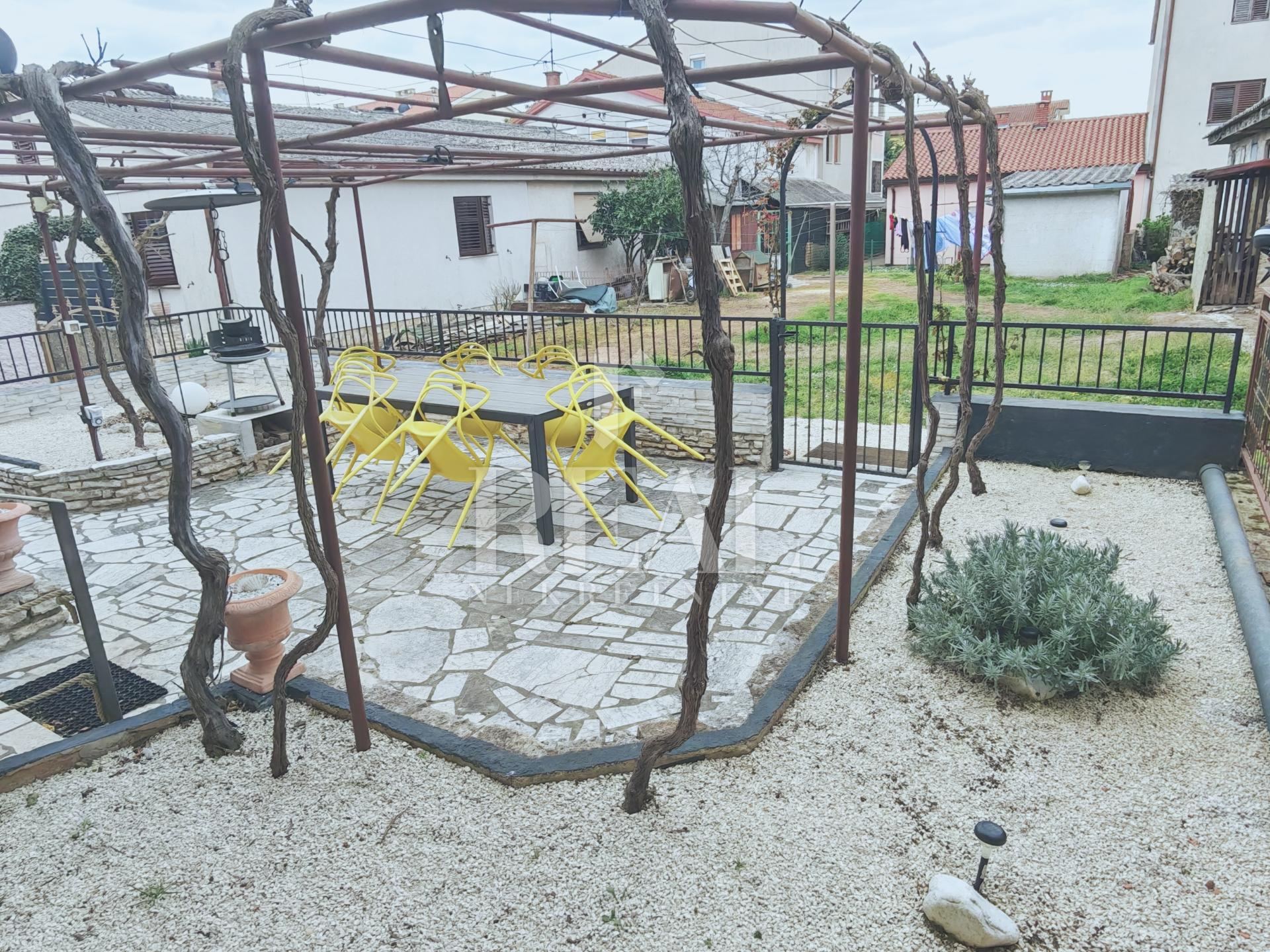Haus u Fažani, 177m², 5 soba, slika 5